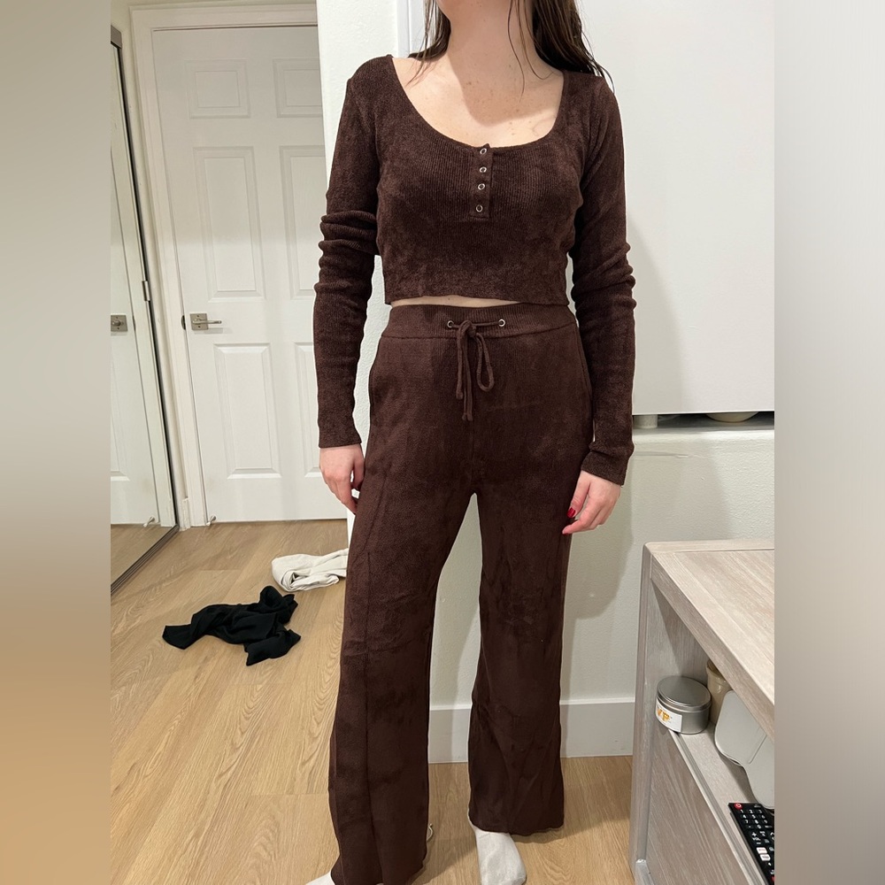 SALTY loungewear set